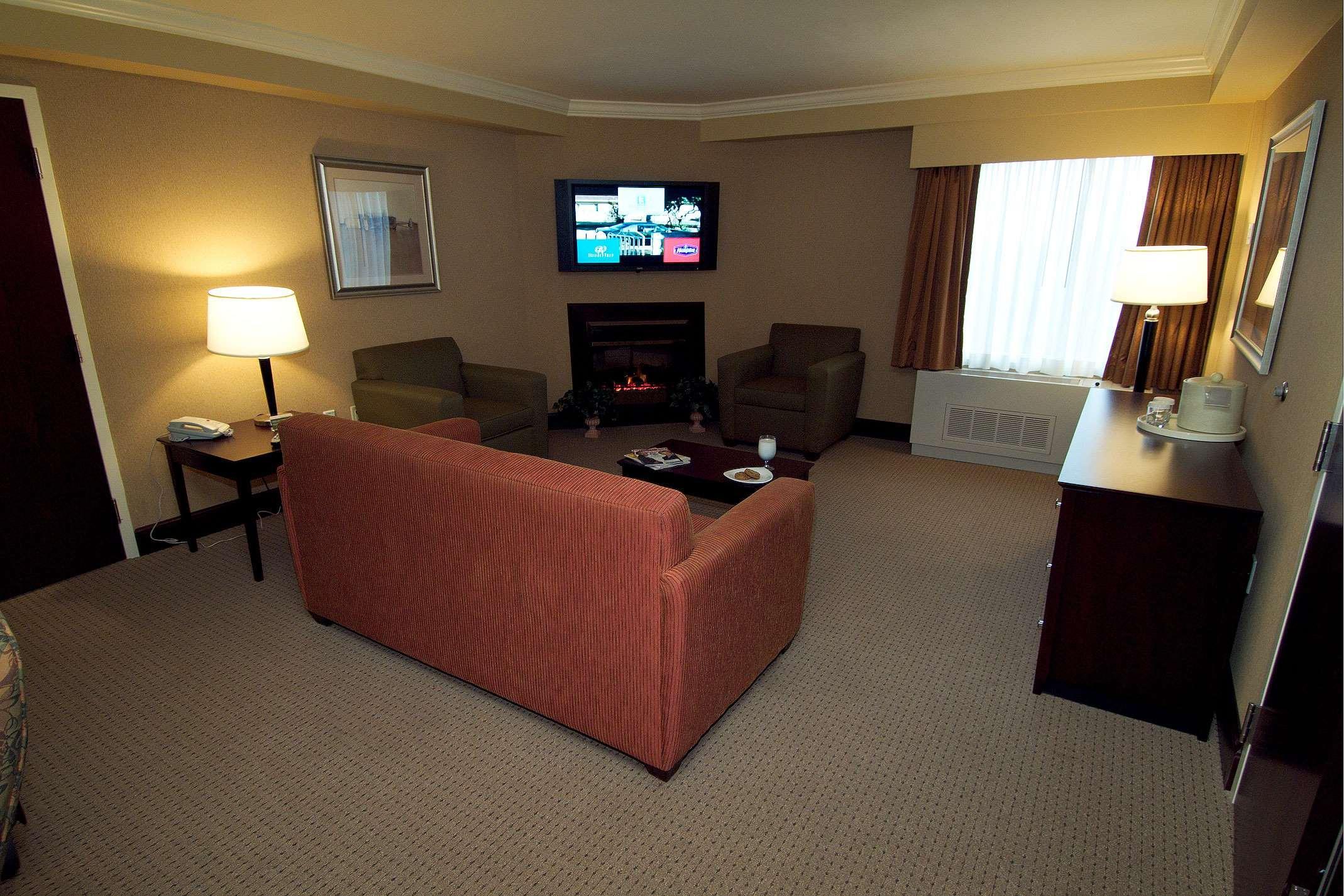 Hotel Doubletree By Hilton Pittsburgh Airport Moon Township Exteriér fotografie
