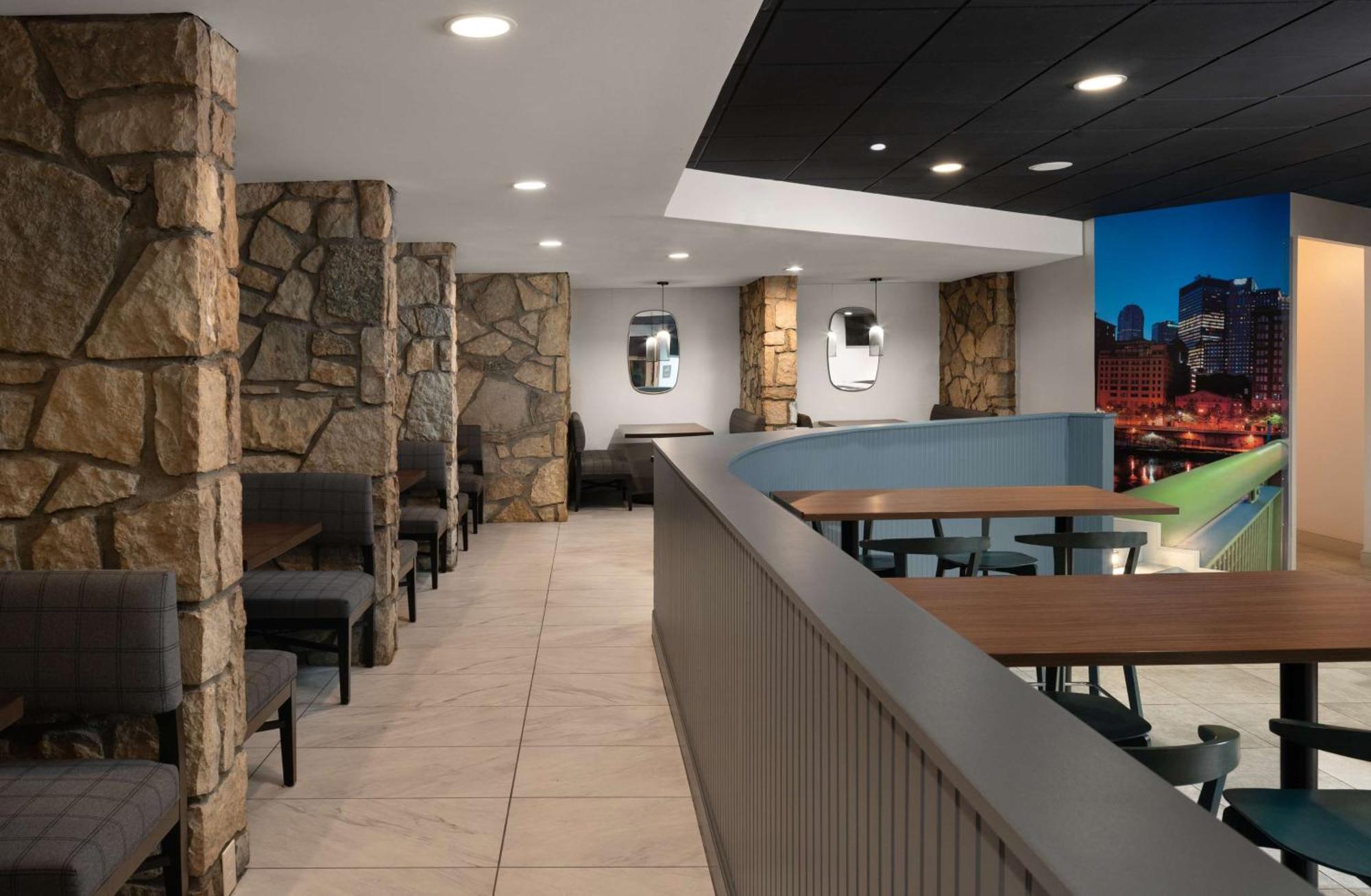 Hotel Doubletree By Hilton Pittsburgh Airport Moon Township Exteriér fotografie