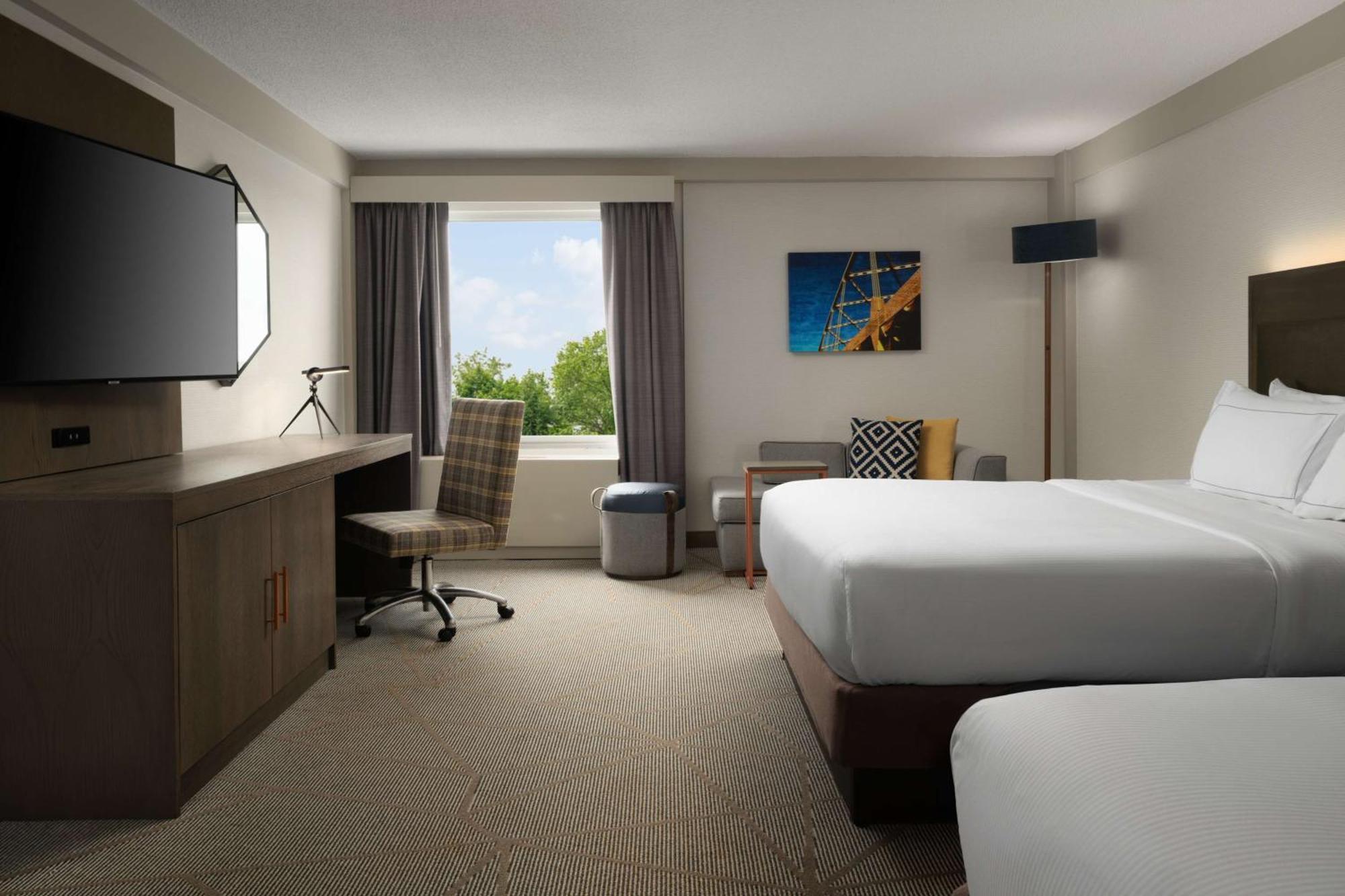 Hotel Doubletree By Hilton Pittsburgh Airport Moon Township Exteriér fotografie
