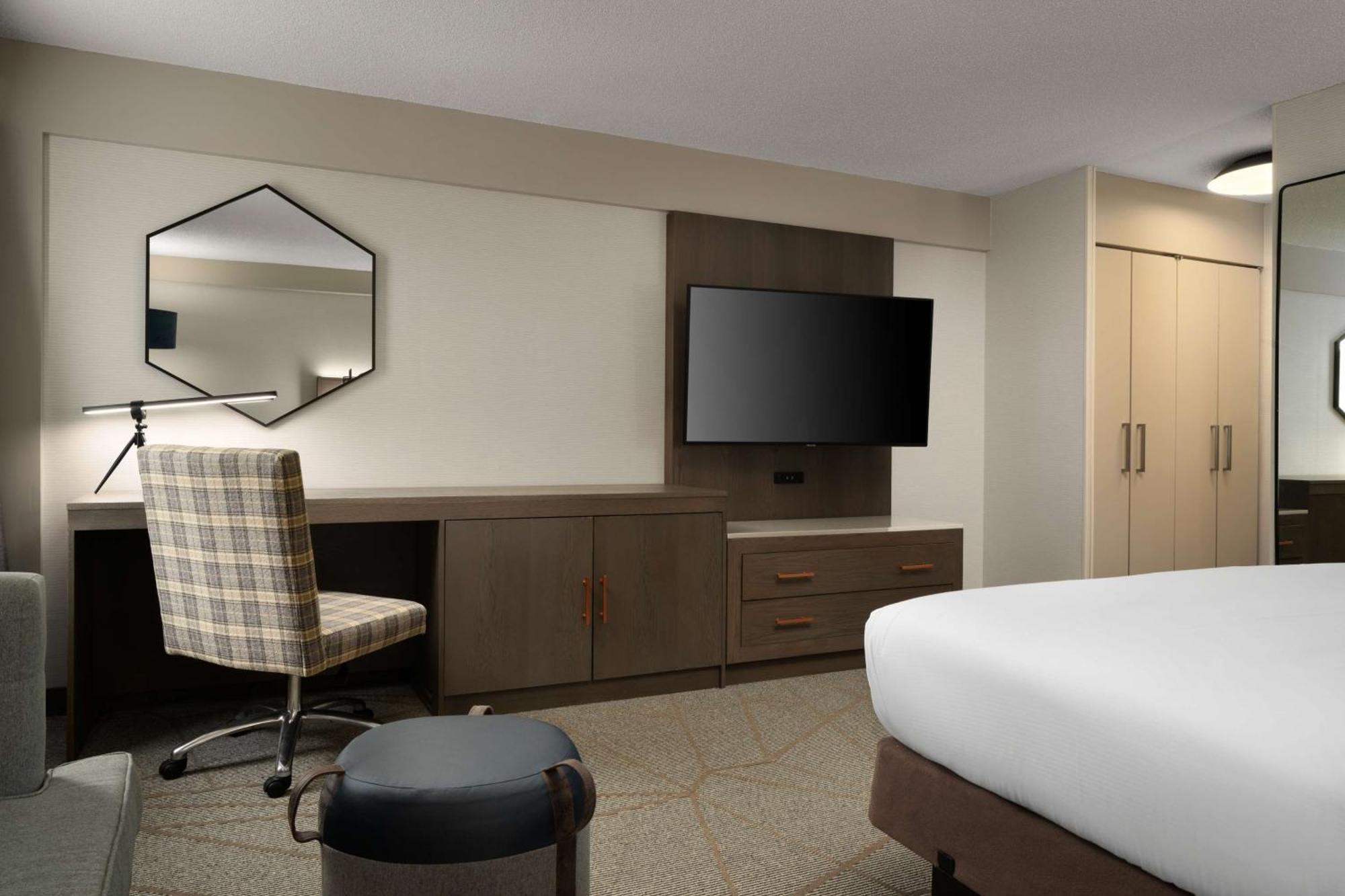 Hotel Doubletree By Hilton Pittsburgh Airport Moon Township Exteriér fotografie